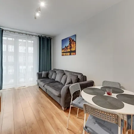 Centrum - 4-osobowy Z Balkonem