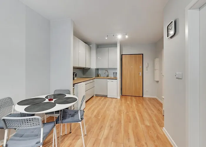 Centrum - 4-osobowy Z Balkonem Gdansk