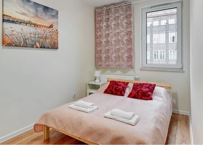 Centrum - 4-osobowy Z Balkonem Daire Gdansk