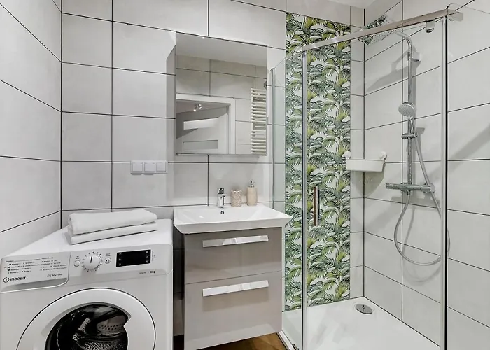 Daire Centrum - 4-osobowy Z Balkonem