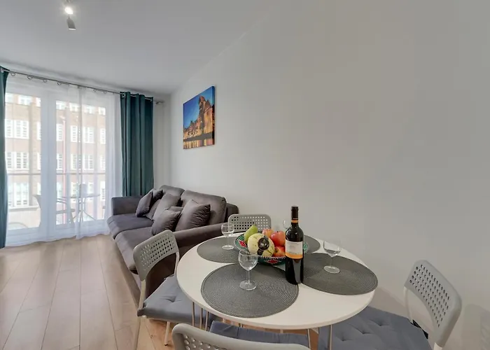 Centrum - 4-osobowy Z Balkonem Daire *